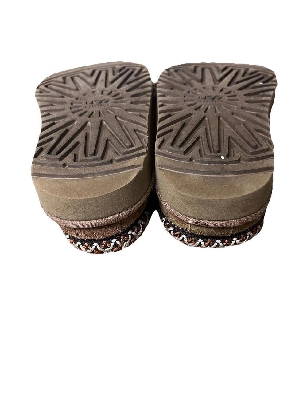 UGG Kids Tasman Slippers Size 9 Chestnut Suede Shearling Lined Unisex Slip On - Picture 9 of 11